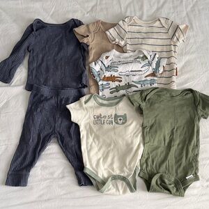 Blue, Green and Beige baby  clothing bundle 3-6 months